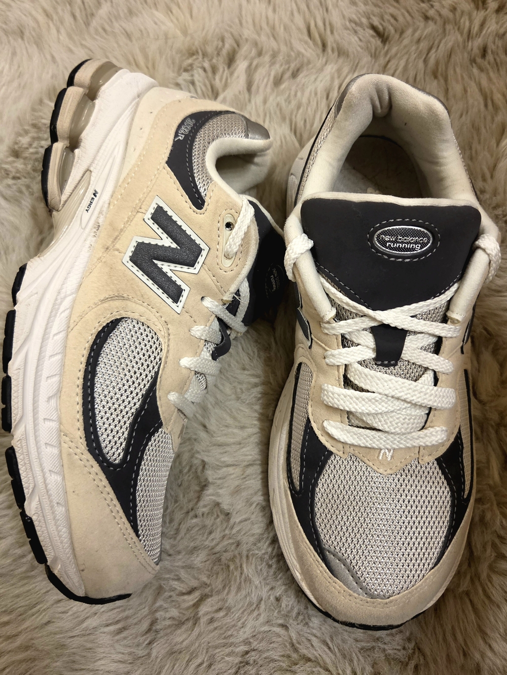 New Balance 2002R Running Shoes